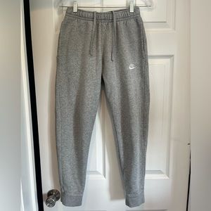Men’s Nike Sportswear club fleece joggers